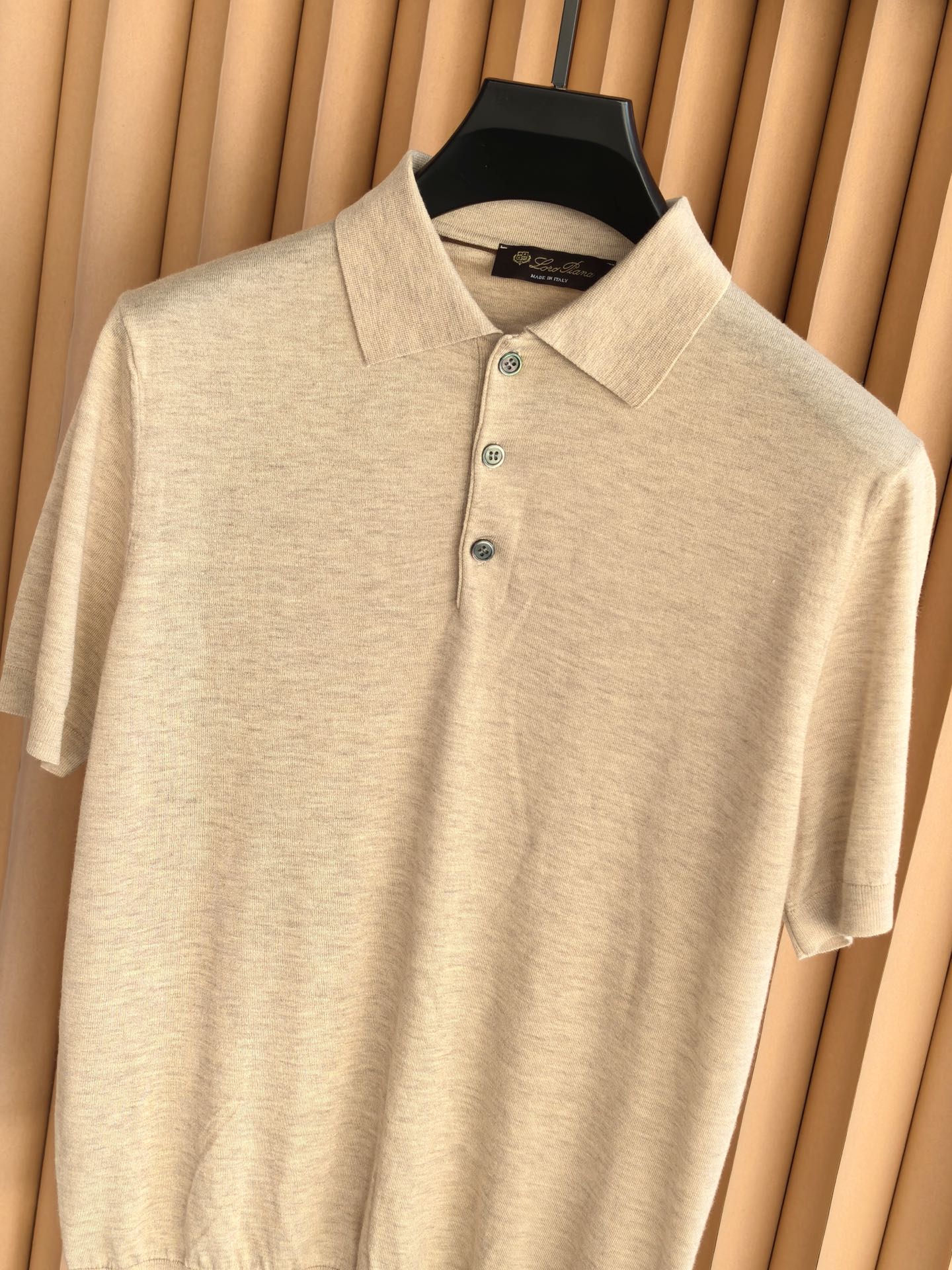 Lori Piana，Loro Piana，2026新款诺U翩雅天丝羊毛珠地，藏在肌理里的奢雅。精选天丝