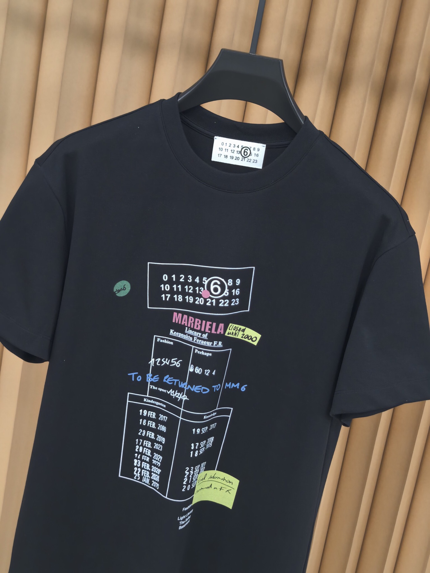 MM6，马吉拉2026新款印花双面布短袖T恤 甄选高支双面布面料，一面细腻亲肤，一面挺括有型，反复洗涤依