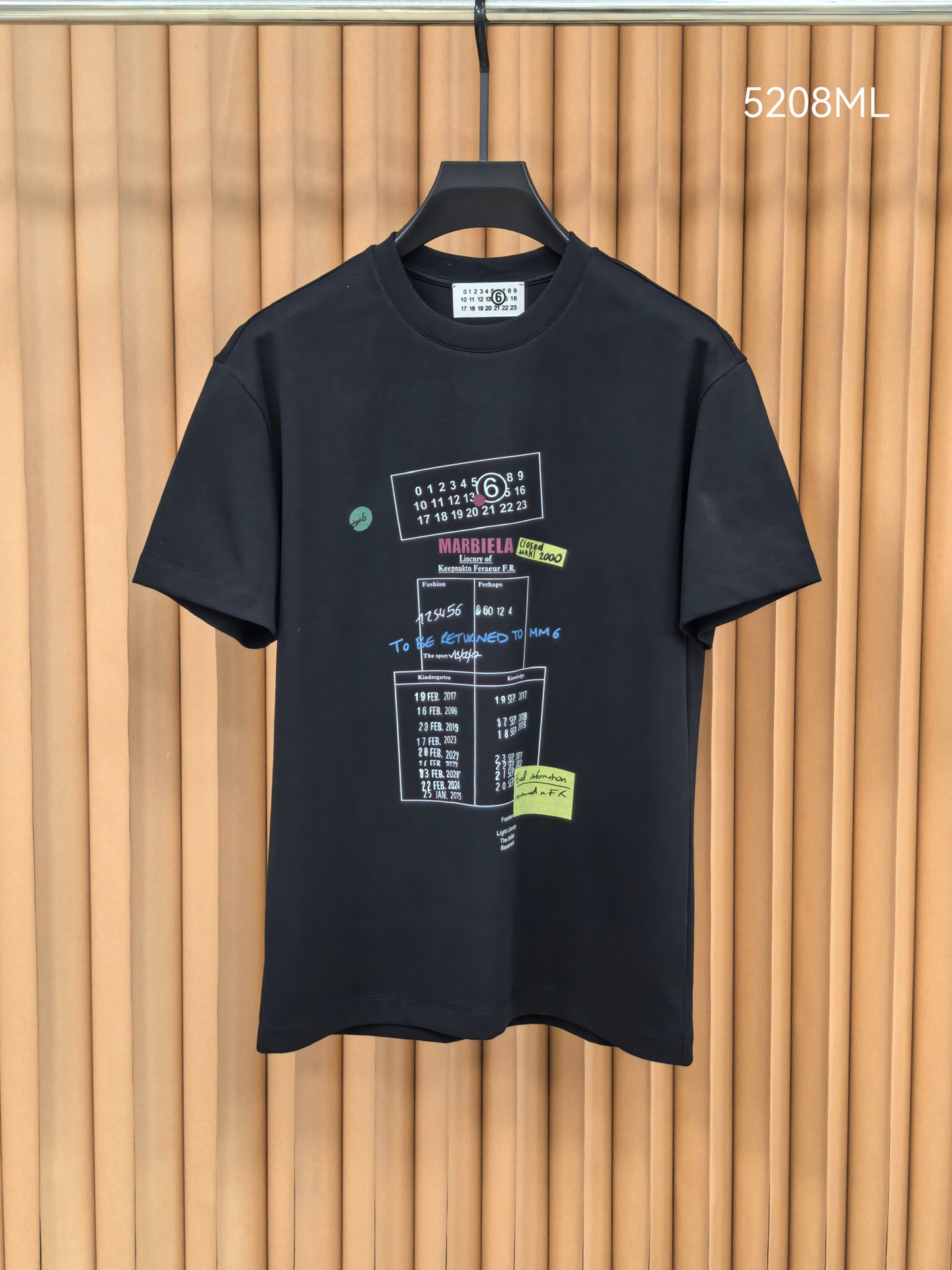 MM6，马吉拉2026新款印花双面布短袖T恤 甄选高支双面布面料，一面细腻亲肤，一面挺括有型，反复洗涤依