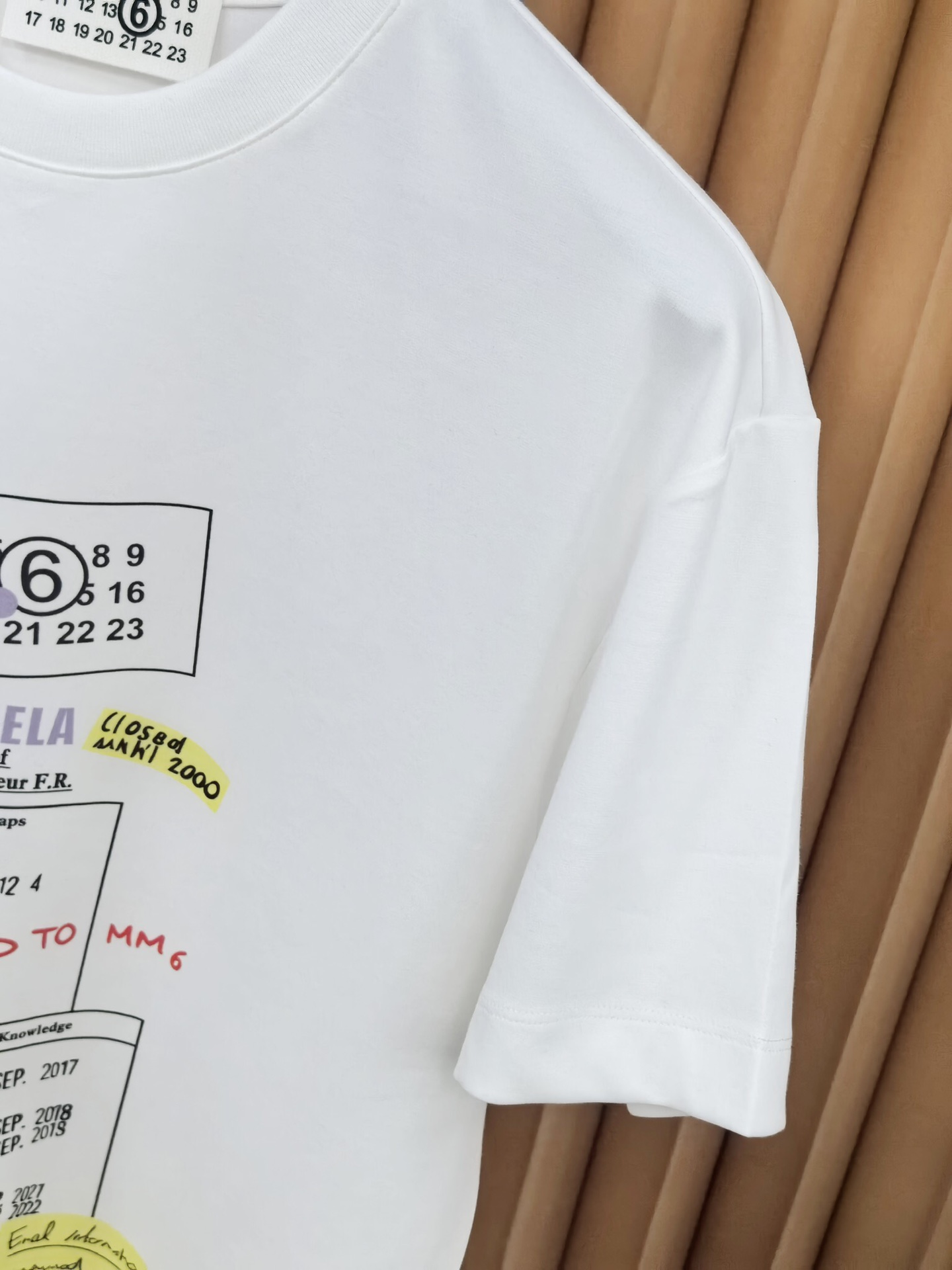 MM6，马吉拉2026新款印花双面布短袖T恤 甄选高支双面布面料，一面细腻亲肤，一面挺括有型，反复洗涤依