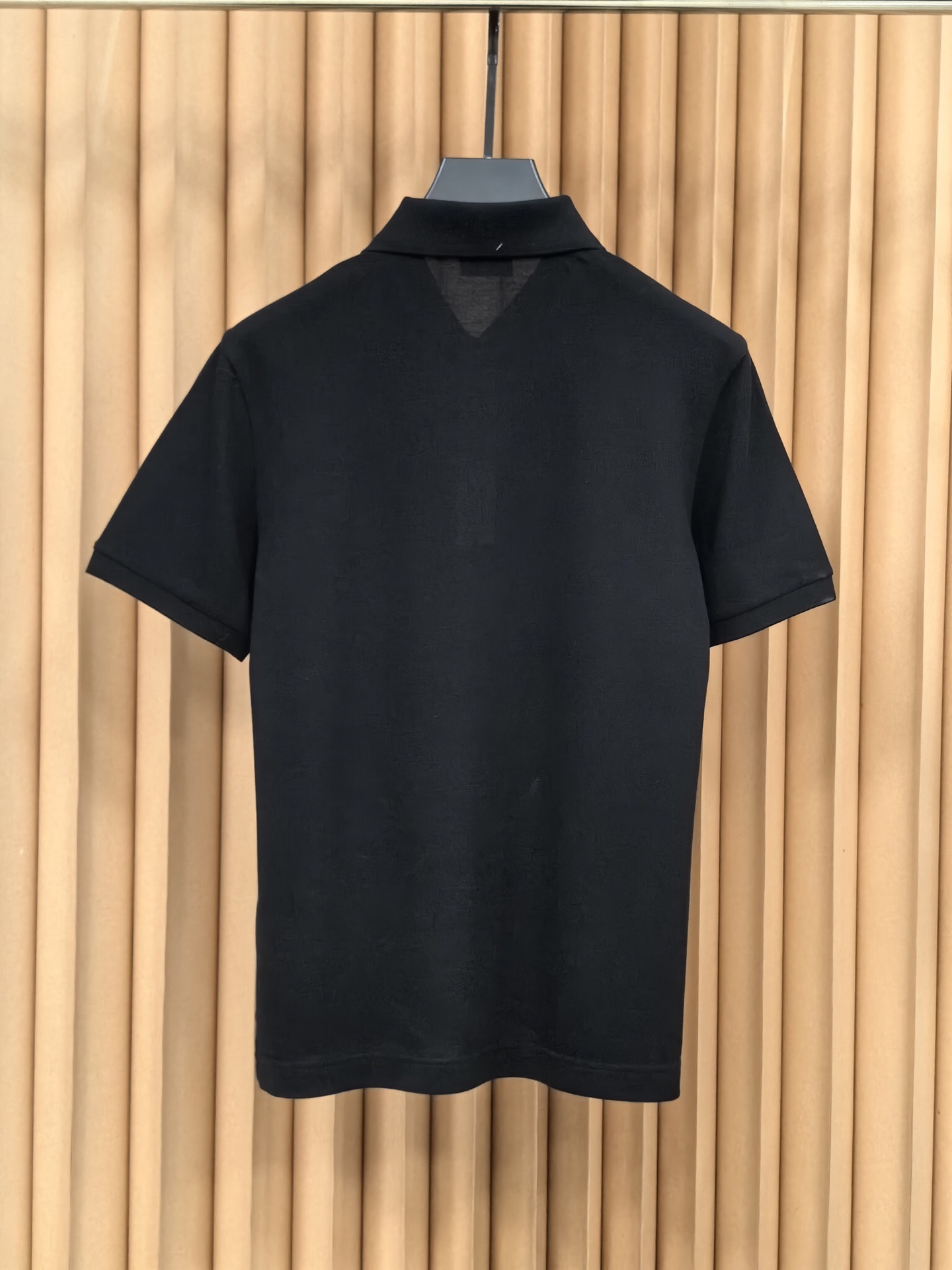 SAINT LAURENT 圣罗兰2026新款羊毛双面珠地POLO衫 甄选羊毛双面珠地面料，通过双面织法