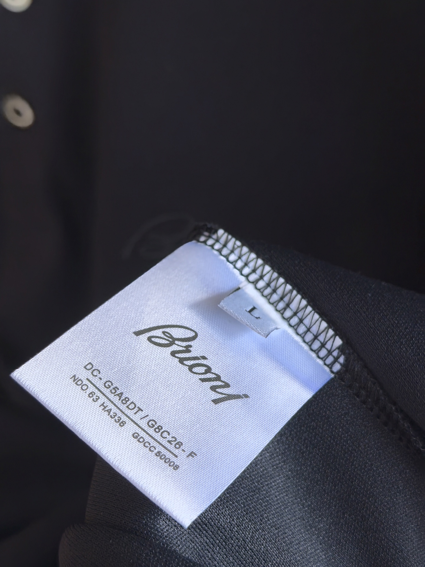 Brioni，布里奥尼2026新款桑蚕丝双面珠地长袖Polo 甄选高比例桑蚕丝+长绒棉做双面一体珠地网眼织造，区别普通单