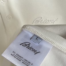 Brioni,布里奥尼2026新款桑蚕丝双面珠地长袖Polo 甄选高比例桑蚕丝+长绒棉做双面一体珠地网眼织造,区别普通单 Brioni,布里奥尼2026新款桑蚕丝双面珠地长袖Polo 甄选高比例桑蚕丝+长绒棉做双面一体珠地网眼织造,区别普通单