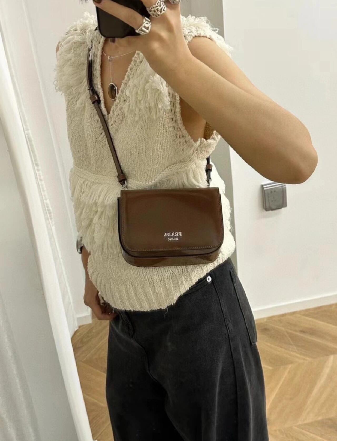 Prada Product _djrqfuud4TKWG2vTsfGXQqyvsg0lCO6afYoGYEw