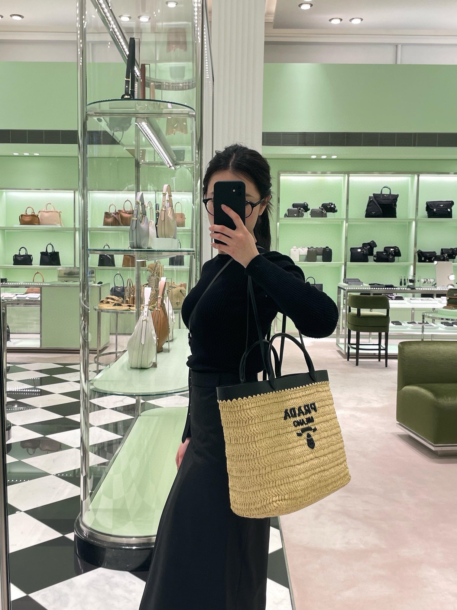 Prada Product _dqaqf2UgQ12HeFQ9wmAOVre0UQQXd2Vgx3B4kRg
