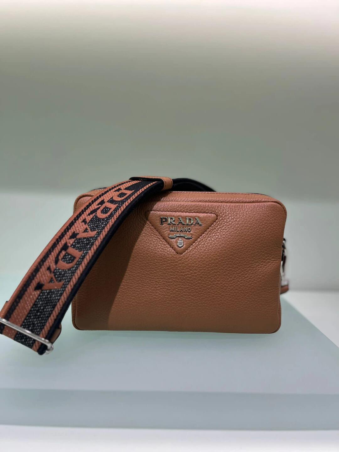 Prada Product _dknqfQ0ycBifpEswO4llvUgkvQI6FE-h3ZGT2Tg