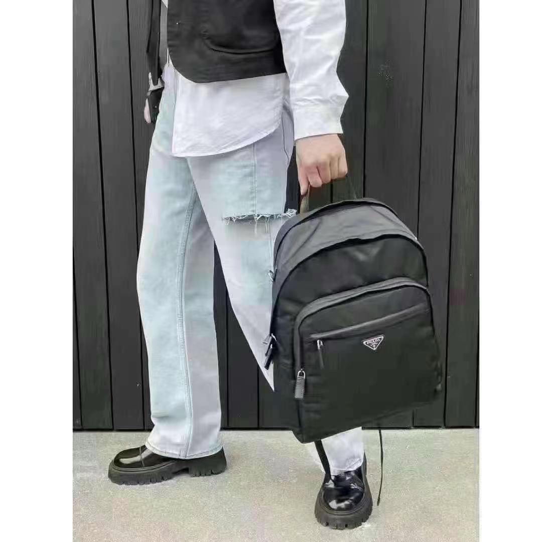 Prada's new product debut backpack upper body picture