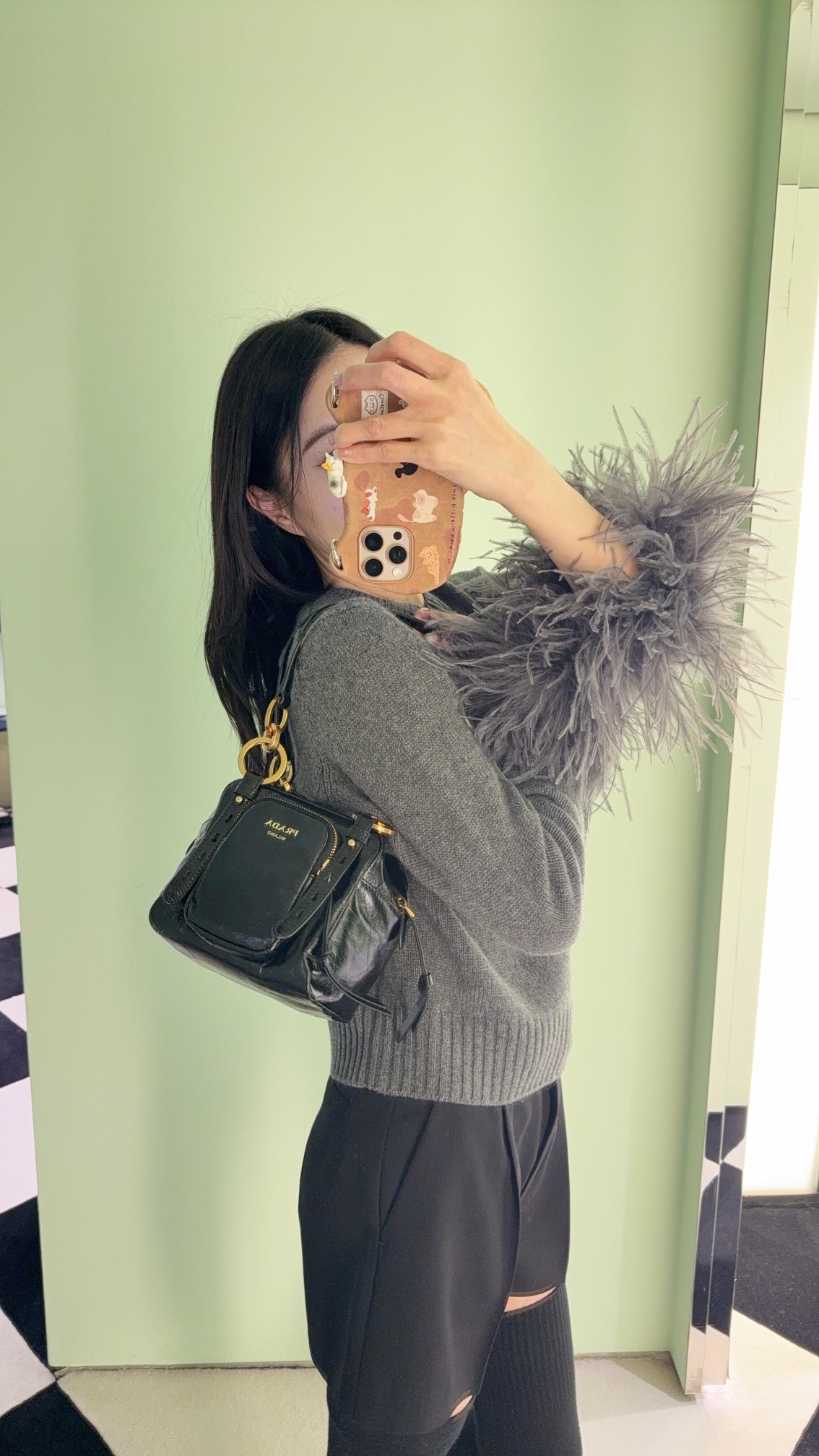 Prada Product _dxiqflYBhV1vDmNDELGJrhIbWWMTdGGAT1h2exw