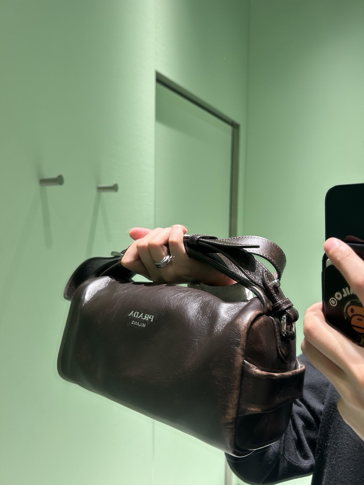 Prada Product _dqSqfUlk8Qut3PhU81qnoZUAXuSKrW_ucQNjtaw