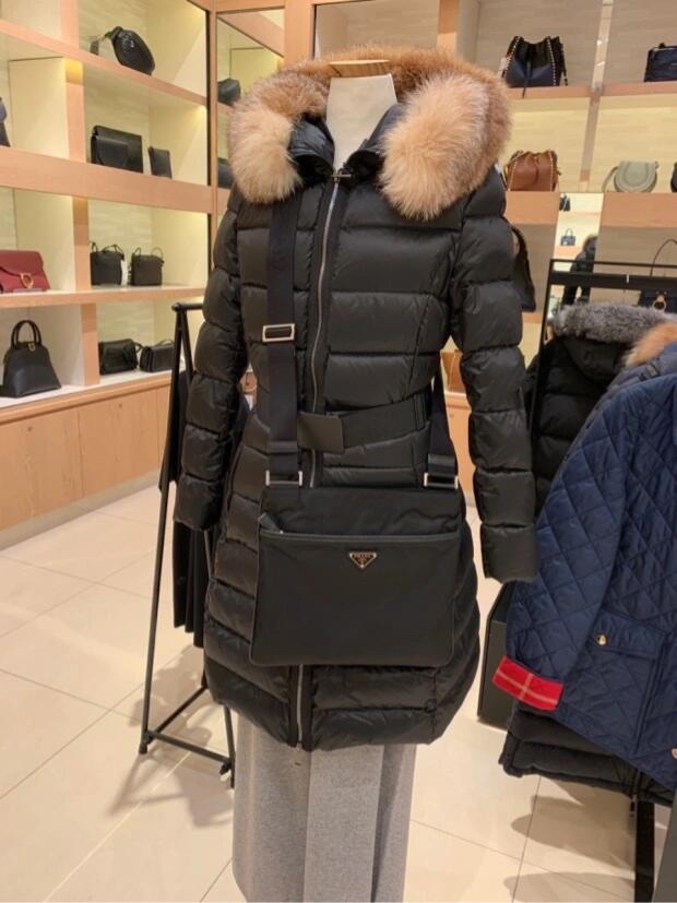 NO:386130,Men's bag upper body picture, Prada [top original list], prada19860909男包上身图,普拉达【顶级原单】,prada,Bag
