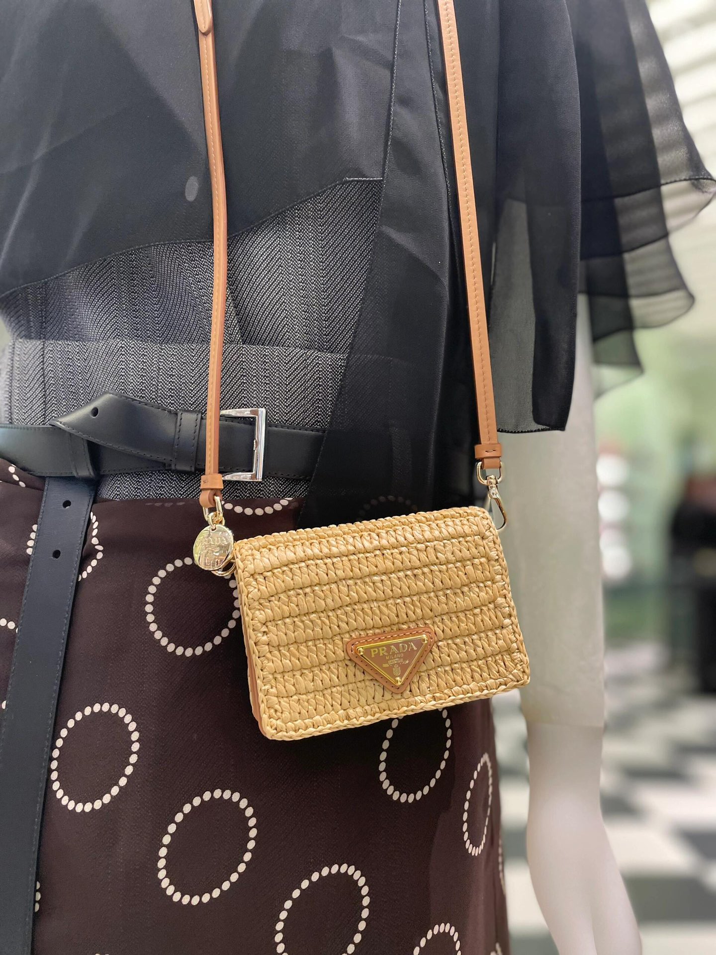 NO:386922,Apricot color upper body picture, Prada [top original list], prada19860909杏色上身图,普拉达【顶级原单】,prada,Bag