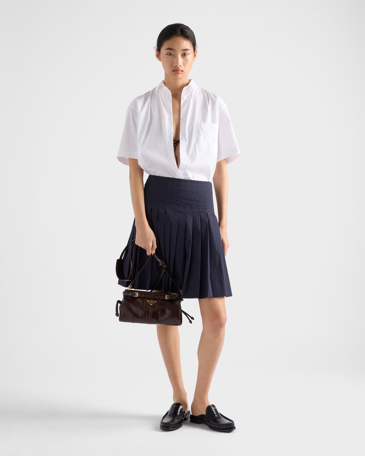 NO:388915,Deep coffee upper body picture, Prada [top original list], prada19860909深咖啡上身图,普拉达【顶级原单】,prada,Bag