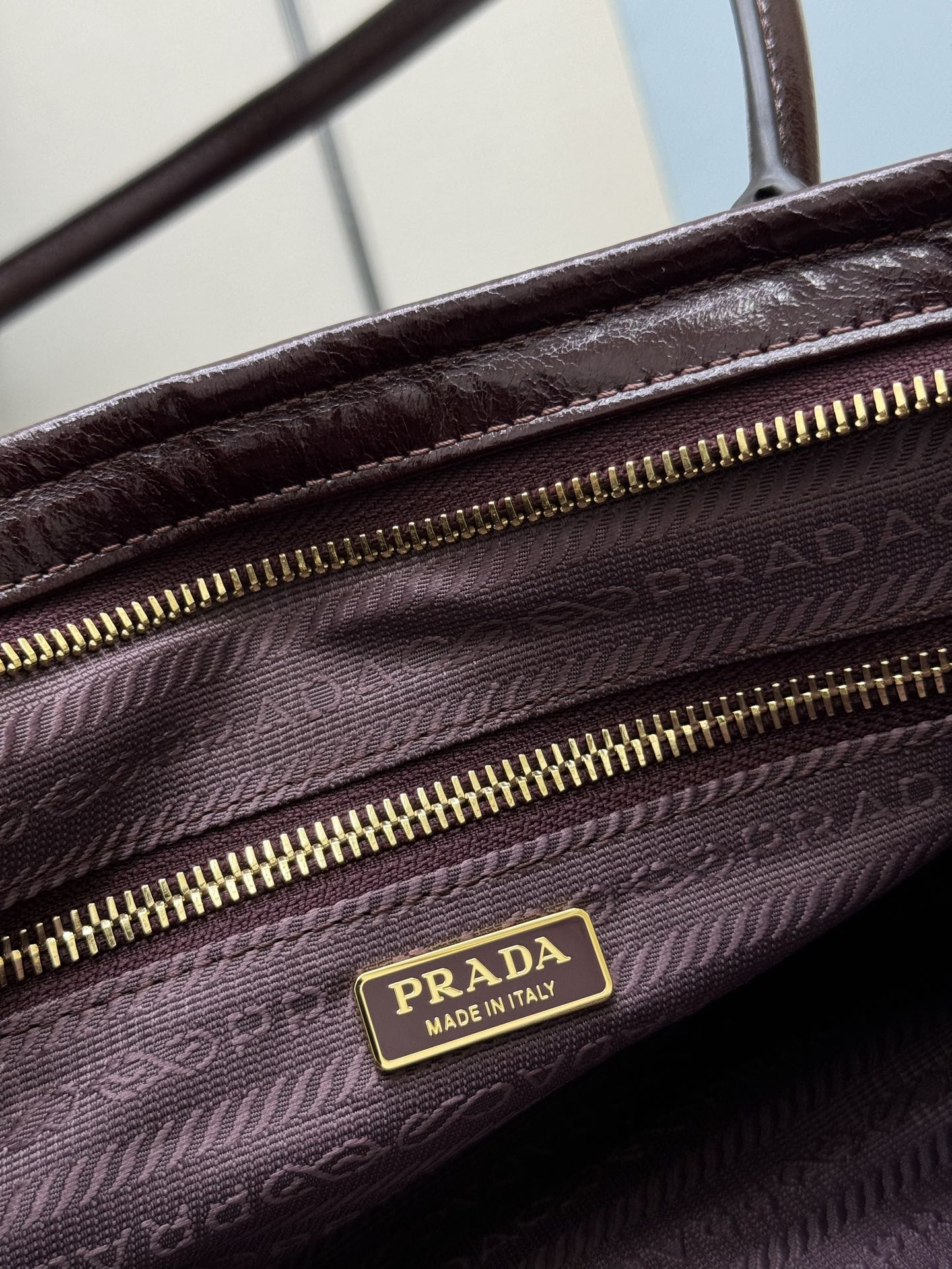 Prada 1BA426 Small Wine Red Leather Handbag with Detachable Shoulder Strap 10 i1754588685 4564 8