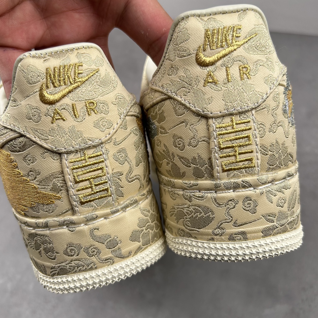 纯原 NK Air Force 1 ’07 “喜喜” 龙凤呈祥 HJ4285-777 中国传统的绳绣工艺