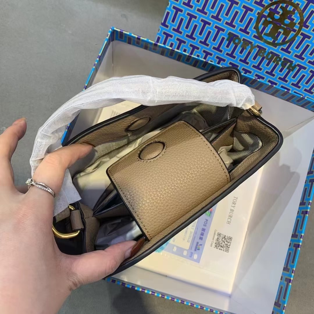 配礼盒🎁TB 托里伯奇 TMONOGRAM荔枝纹 高品质 懂货的入‼️‼️ 尺寸 20x7x13