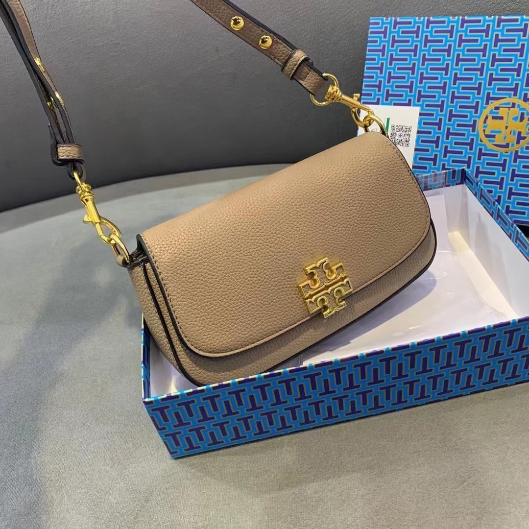 配礼盒🎁TB 托里伯奇 💗💗荔枝纹 TORY BURCH 全新Britten系列腋下包-富有气质与质感的