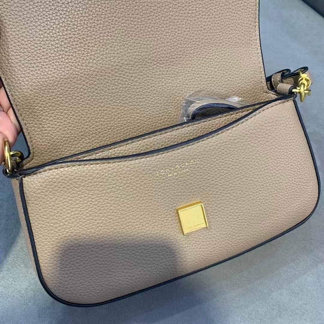 配礼盒🎁TB 托里伯奇 💗💗荔枝纹 TORY BURCH 全新Britten系列腋下包-富有气质与质感的