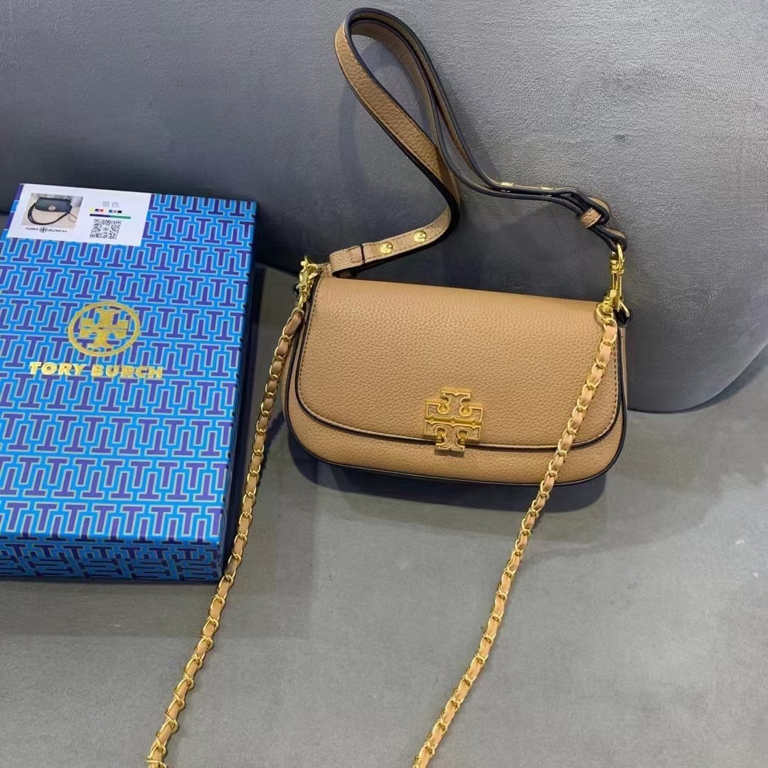 配礼盒🎁TB 托里伯奇 💗💗荔枝纹 TORY BURCH 全新Britten系列腋下包-富有气质与质感的
