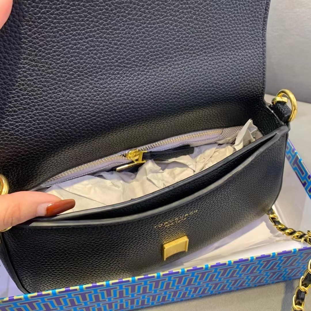 配礼盒🎁TB 托里伯奇 💗💗荔枝纹 TORY BURCH 全新Britten系列腋下包-富有气质与质感的