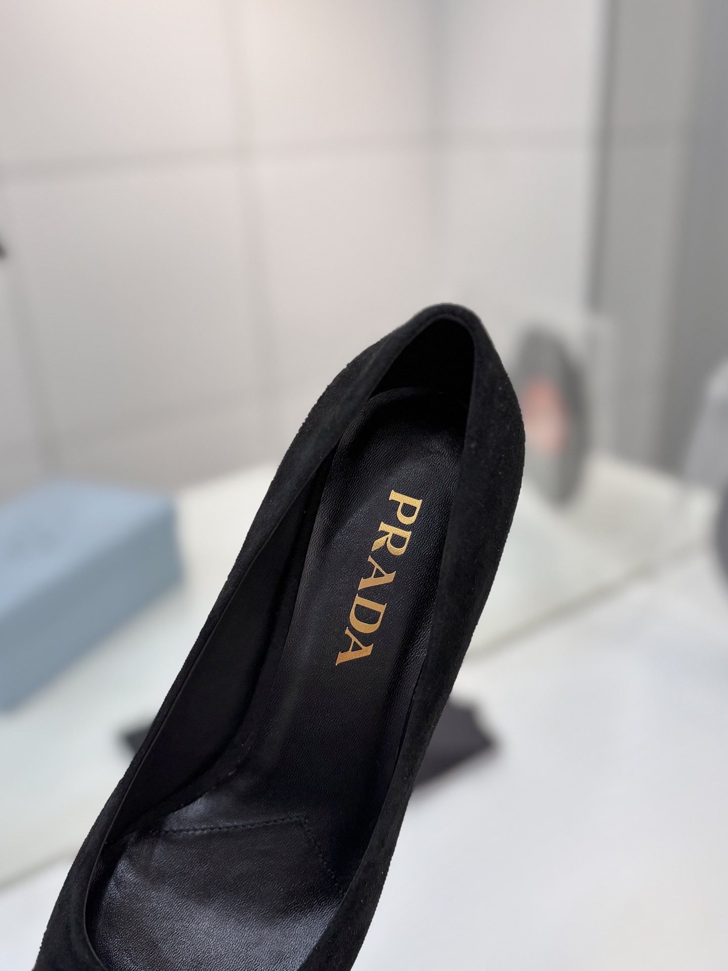 Prada women's shoes 《PRADA 》 LoGo — photo 7