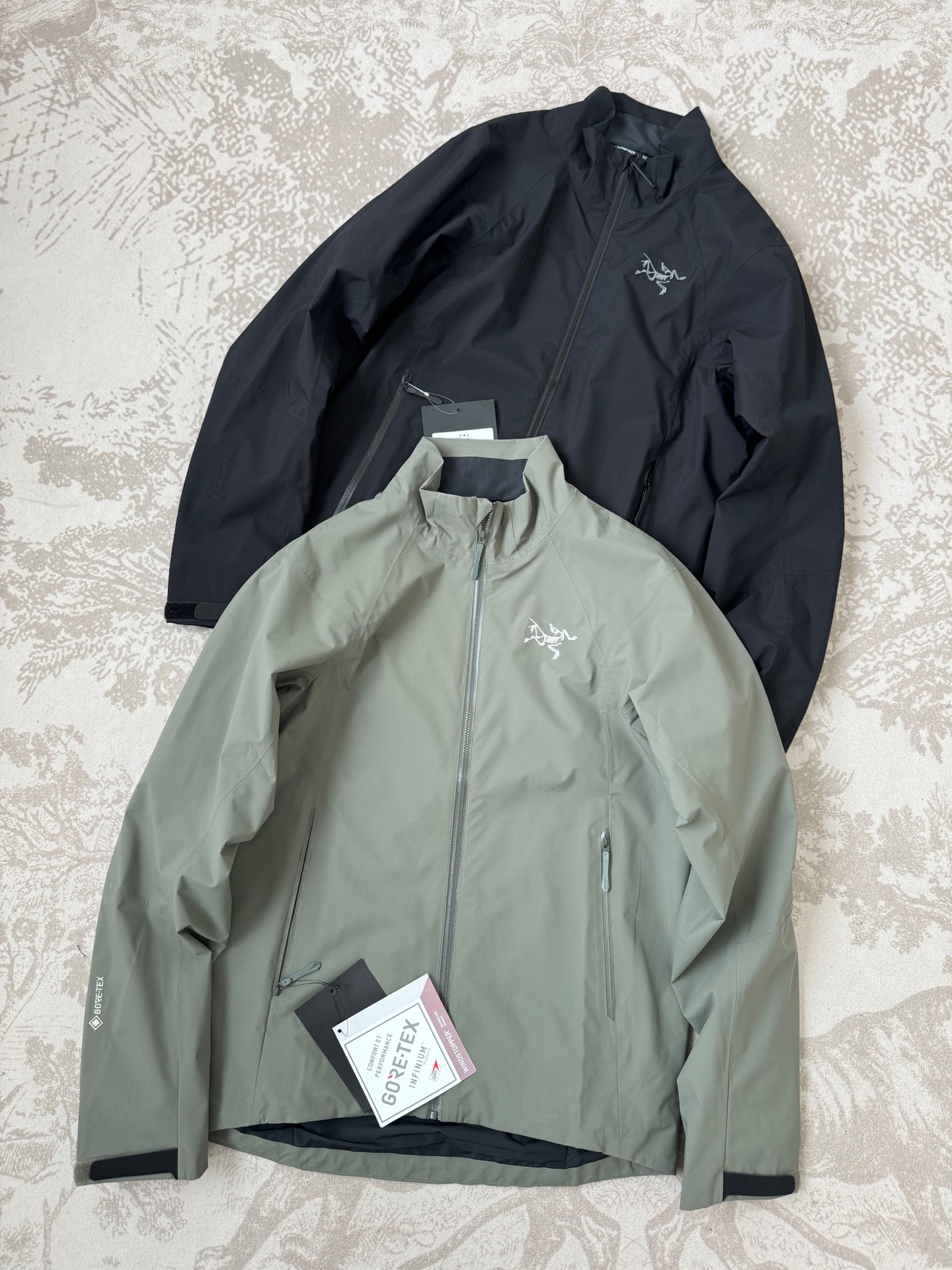 Arc'teryx Solano GORE-TEX INFINIUM Windproof Softshell Jacket
