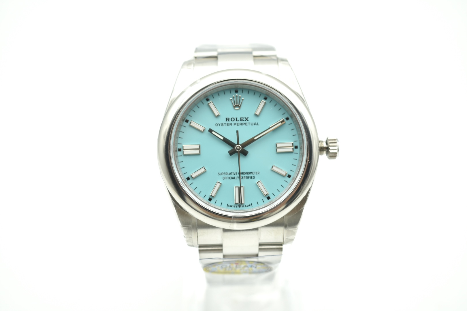 NO:662983,Produced by C Factory, CLEAN Factory ROLEX Perpetual's ingenious work is coming PL1 1. Equipped with Shanghai movement, power reserve 40 hours, all lettering and LOGO are consistent with the original; 2. Consistent with the original, thickness 12mm, watch diameter 41mm; suitable for various occasions, formal wear, casual, easy to twist, simple yet refined;  3 Displays hours, minutes and seconds in the most concise and elegant way, with a solid central axis. The hours, minutes and seconds hands are polished in place. Any flaws and roughness are only the purest presentation of time, without complicated stacking, clean and neat, and full of high-end feeling;  4. The nails and needles on the letters are made of top-notch Swiss luminous materials, which are evenly filled and consistent with the genuine luminous products. The metal edges of the literal scales are polished very smooth, and any burrs are consistent with the original products. The edges and corners are obvious, and the saturation is particularly bright in the sun, eliminating dullness. The radioactive effect of the words is obvious, and the anti-counterfeiting laser LOGO at 6 o'clock is the same as the original product;  The 5904 stainless steel material is carefully polished, and the sides of the case are polished. The suspended crown LOGO is beautifully presented, making the product better waterproof, reaching meters of water resistance. The 6-lug bracelet is brushed in place and has a delicate texture. The crown is connected to the case and sunken to ensure that every detail is consistent with the original product. Top-notch and delicate workmanship makes each strap perfectly fit the lug, giving the highest comfort to the wrist;  7. The buckle LOGO adopts a deep concave treatment, which does not feel protruding and is the same as the genuine product; the buckle can be adjusted freely and flexibly, suitable for most wrists, and is easy to operate; 8. Sapphire glass (anti-string light), with rounded corners on the sides, consistent with the genuine product; Welcome to taste. The ultimate details are the foundation of the ingenious development of the HP factory, and it is the sincerity of the HP factory to create the highest cost performance in the market!  Luxury 1 Exquisite Recommendation Men’s Mechanical Watches as Gifts Best Luxury Recommendations Please look for C Factory CLEAN’s exclusive quality, rolex19860909C厂 出品 CLEAN Factory 劳力士 ROLEX 恒动匠心之作来袭PL1 1搭配 上海机芯,动力储存40小时,所有刻字、LOGO与原装一致； 2与原装一致厚度12mm,表径41mm；适合各种场合搭配,正装,修闲,轻松拿扭,简约不失精致； 3以最简洁优雅方式显示时分秒,实心中轴.时分秒针打磨到位,任何瑕疵以及毛糙感,只有最纯粹的时间呈现,没有复杂的堆砌,干净利落,高级感直接拉满； 4字面钉、针采用顶级瑞士夜光,填充均匀,与正品夜光一致.字面刻度金属包边打磨非常光滑,任何毛边,与正品一致棱角体现明显,饱和度在阳光下格外亮眼,一扫沉闷,字面放射性效果明显,6点位防伪镭射LOGO同正品； 5904精钢材质精心打磨,表壳两侧采用抛光处理.悬入式把头LOGO精美呈现,使得该产品防水性能更佳,达到了米防水 6表耳表链拉丝到位,质感细腻.头粒连接表壳部位,下沉式处理,做到每个细节与正品一致.顶级细腻的做工,使每条表带与表耳完美契合,给予手腕最高的舒适度； 7表扣LOGO采用深刻的下凹型处理,摸上去没有突出感,同正品；表扣自由调节功能灵活,适合绝大部分手腕,操作简单； 8蓝宝石玻璃（防弦光处）,侧面圆角打磨,与正品一致； 欢迎品鉴. 极致的细节是HP工厂匠心开发的根本,打造市场最高性价比是HP工厂的诚意！奢华1精致推荐男士机械腕表送礼最佳奢华推荐请认准C厂CLEAN独家品质,,rolex,Watch