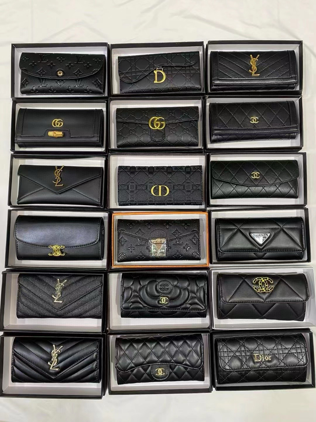 Classic Wallet Collection: Real-Life Photos