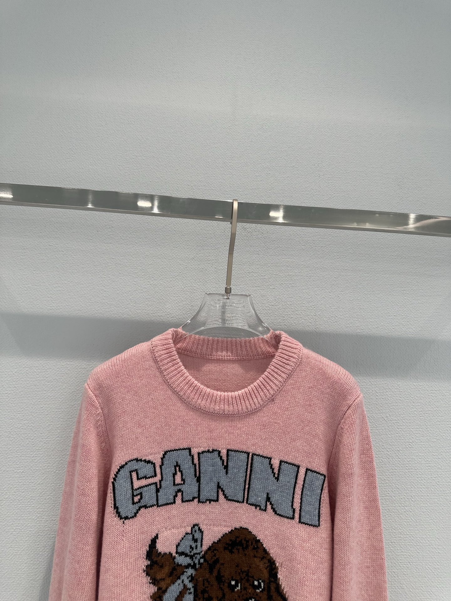GANNI Early Autumn Pink Knit Sweater with Dog and Heart Detail - Charming 3 i1756462265272 6928 0 6
