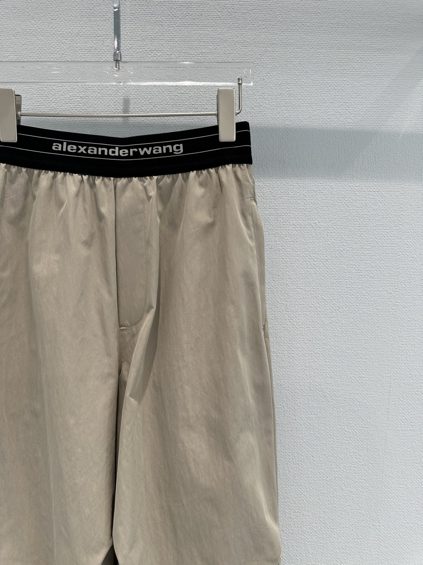 Alexander Wang Women's Logo Waistband Casual Work Pants - Stylish and Comfortable 7 i1757840182337 8091 0 5