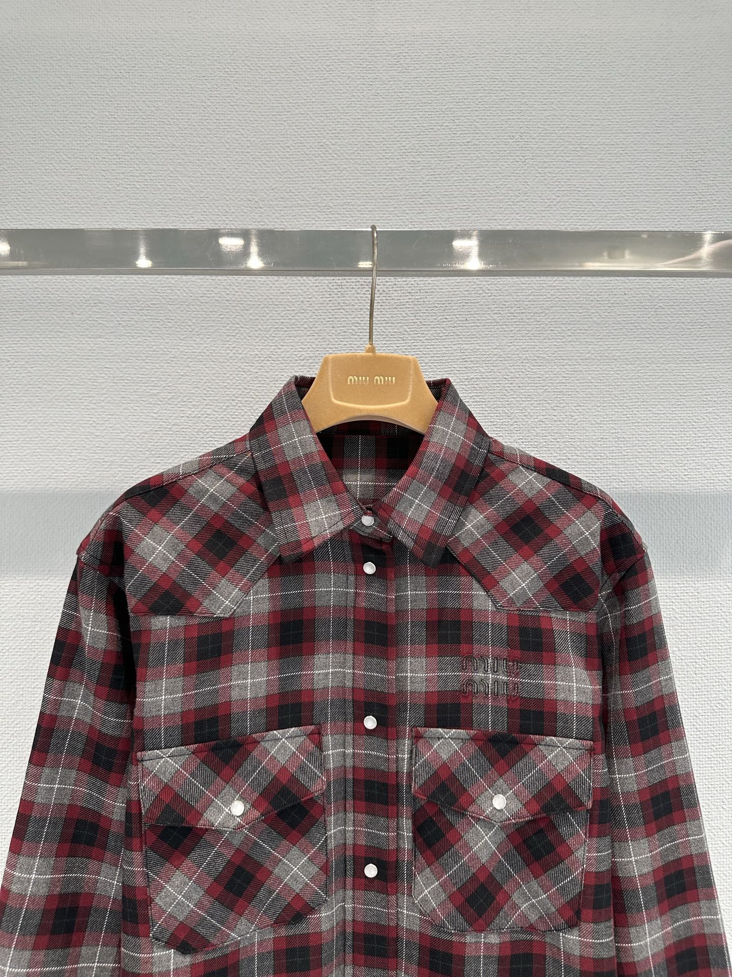 Miu Miu Cropped Plaid Shirt, Long Sleeve Button-Down, Casual Style 4 i1761038021928 930 0 3