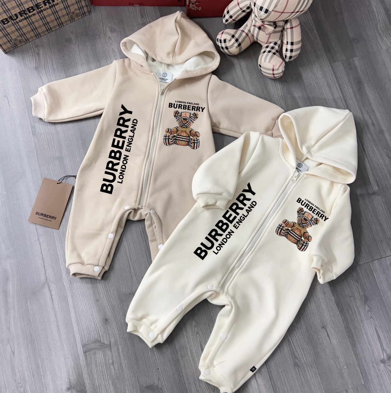 NO:209966,BBR One-piece plus velvet sweatshirt Size 59 66 73 80 90 Inner baby close-fitting baby velvet Soft and not shedding hair., Clothes, hoodie, sweatshirts,19860909BBR 连体加绒卫衣款 Size 59 66 73 80 90 内里婴儿贴身baby绒 柔软不掉毛.,衣服,hoodie,sweatshirts,,Children's