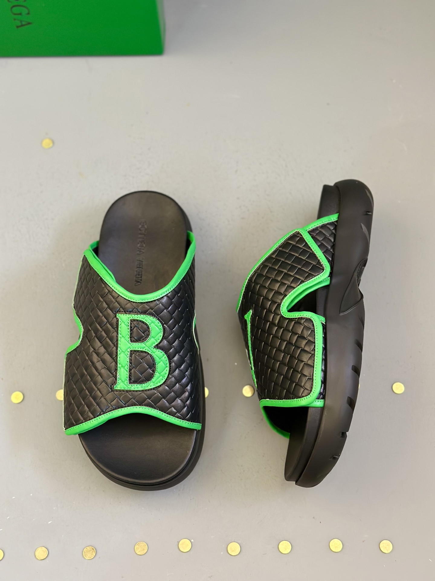 Bottega Veneta Men's BV Leather Slides Sandals - Stylish Summer Essential 4 i1742121465036 6007 0 2