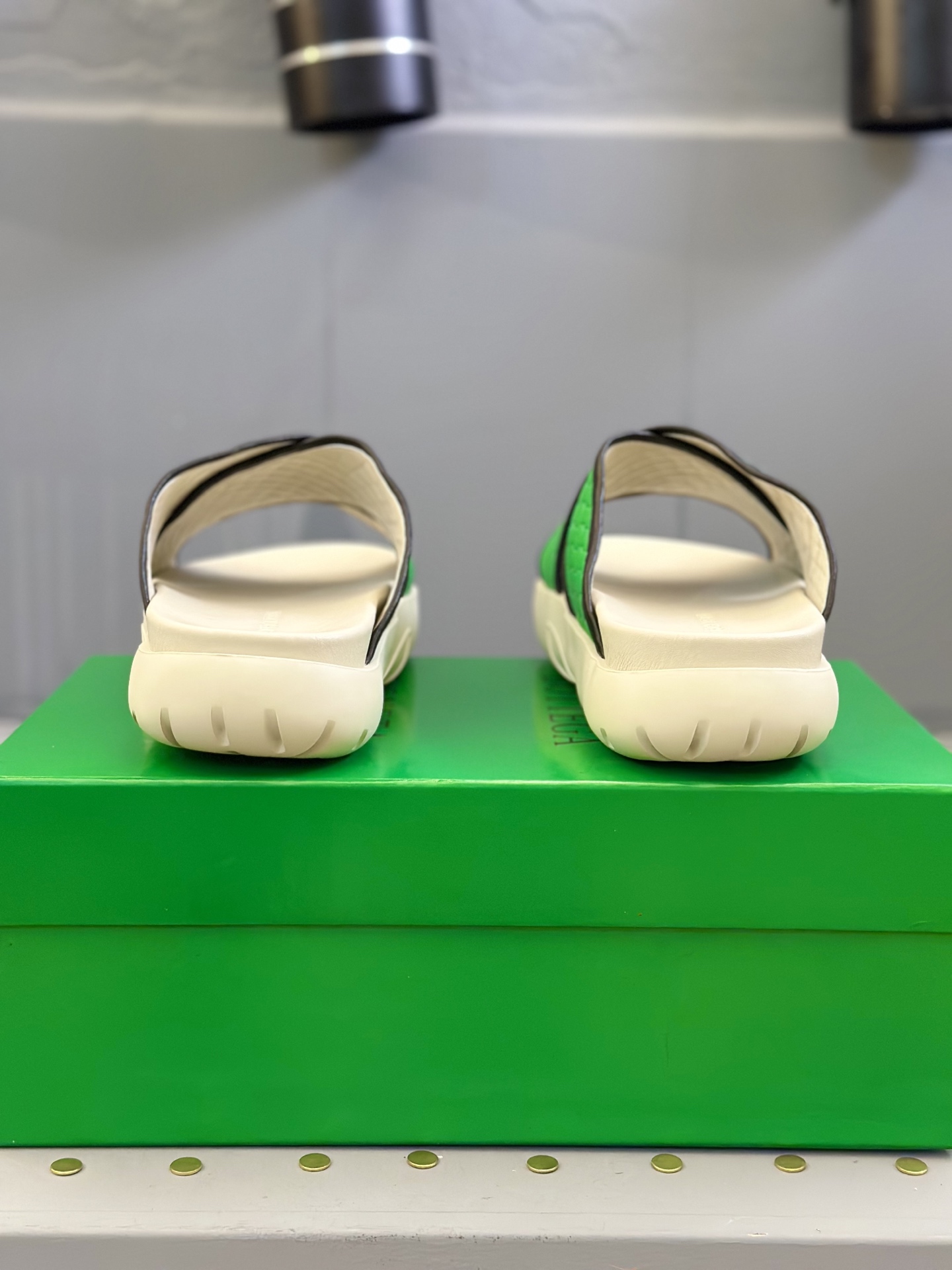 Bottega Veneta Men's Woven Leather Slides - Spring/Summer Collection 8 i1742121486850 3834 0 6