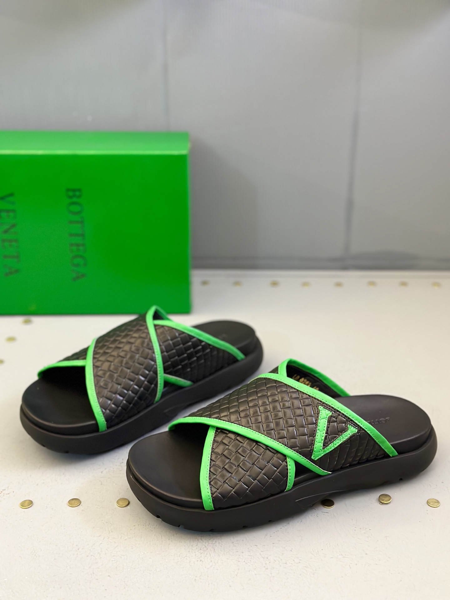 Bottega Veneta Men's Leather Crossover Sandals - Italian Craftsmanship 7 i1742121532524 9444 0 5