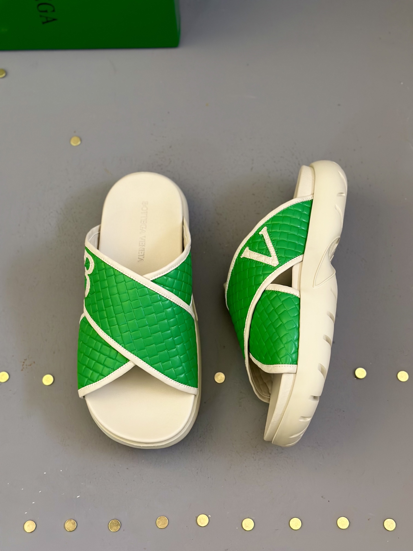 Bottega Veneta Men's Green Leather Crisscross Summer Slides 4 i1742121541291 9221 0 2