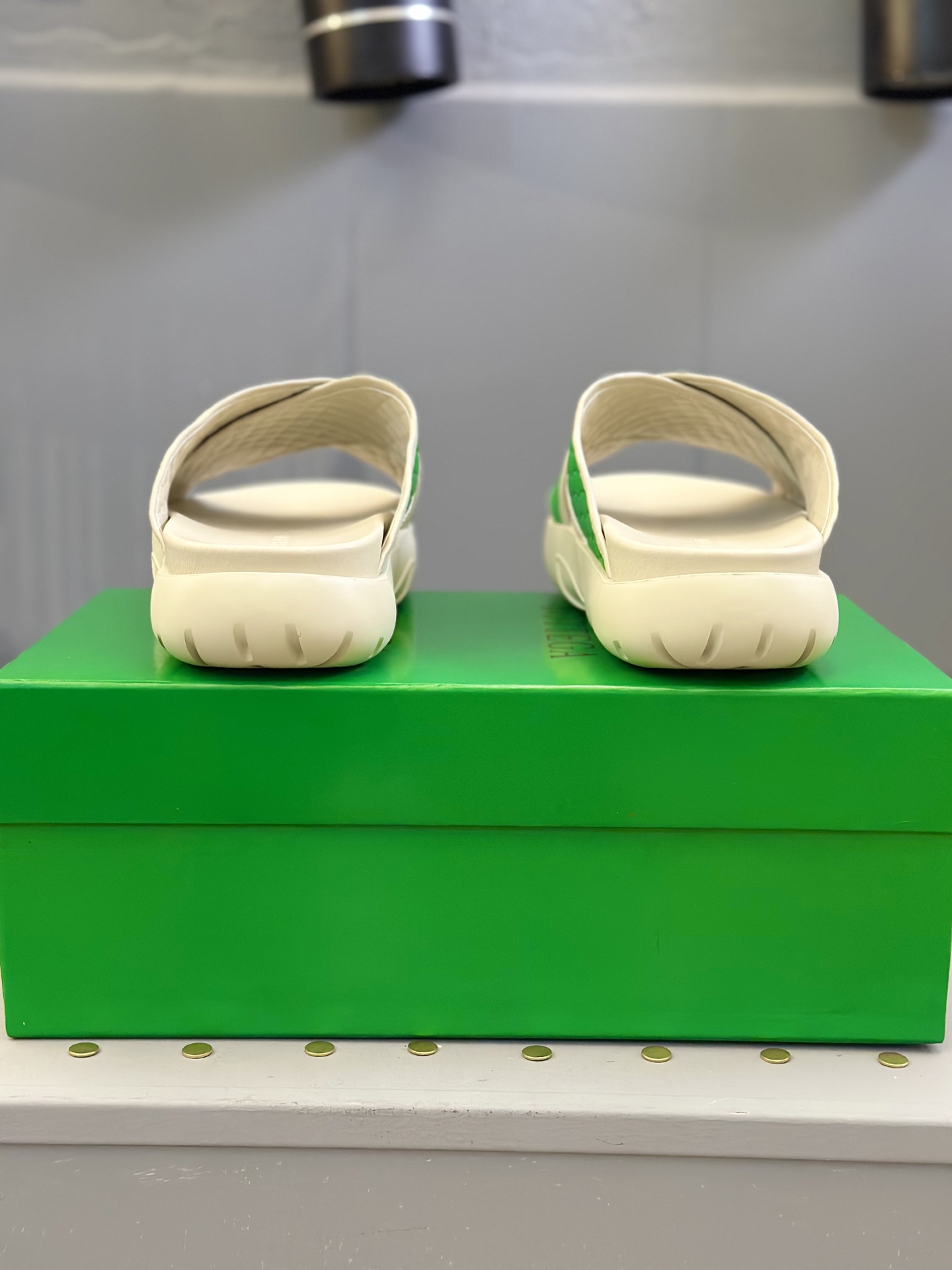 Bottega Veneta Men's Green Leather Crisscross Summer Slides 9 i1742121541306 5719 0 7