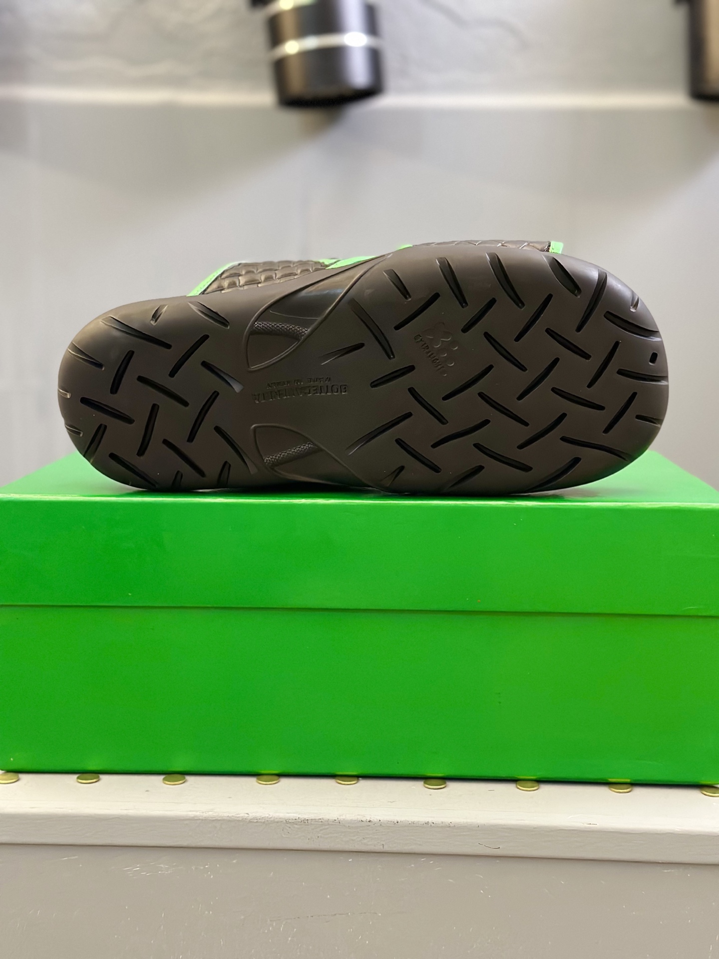 Bottega Veneta Men's Leather Crossover Sandals - Italian Craftsmanship 9 i1742121542837 4741 0 7