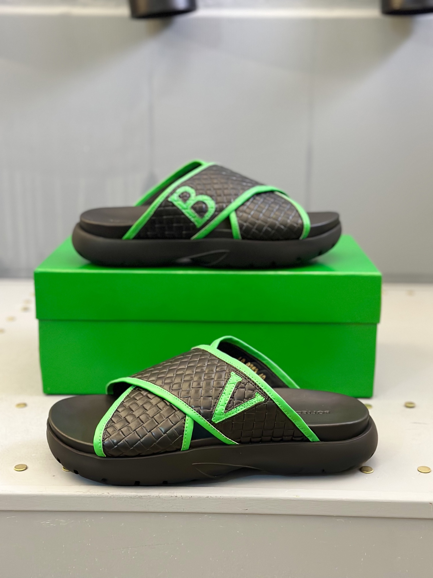 Bottega Veneta Men's Leather Crossover Sandals - Italian Craftsmanship 6 i1742121543051 7245 0 4