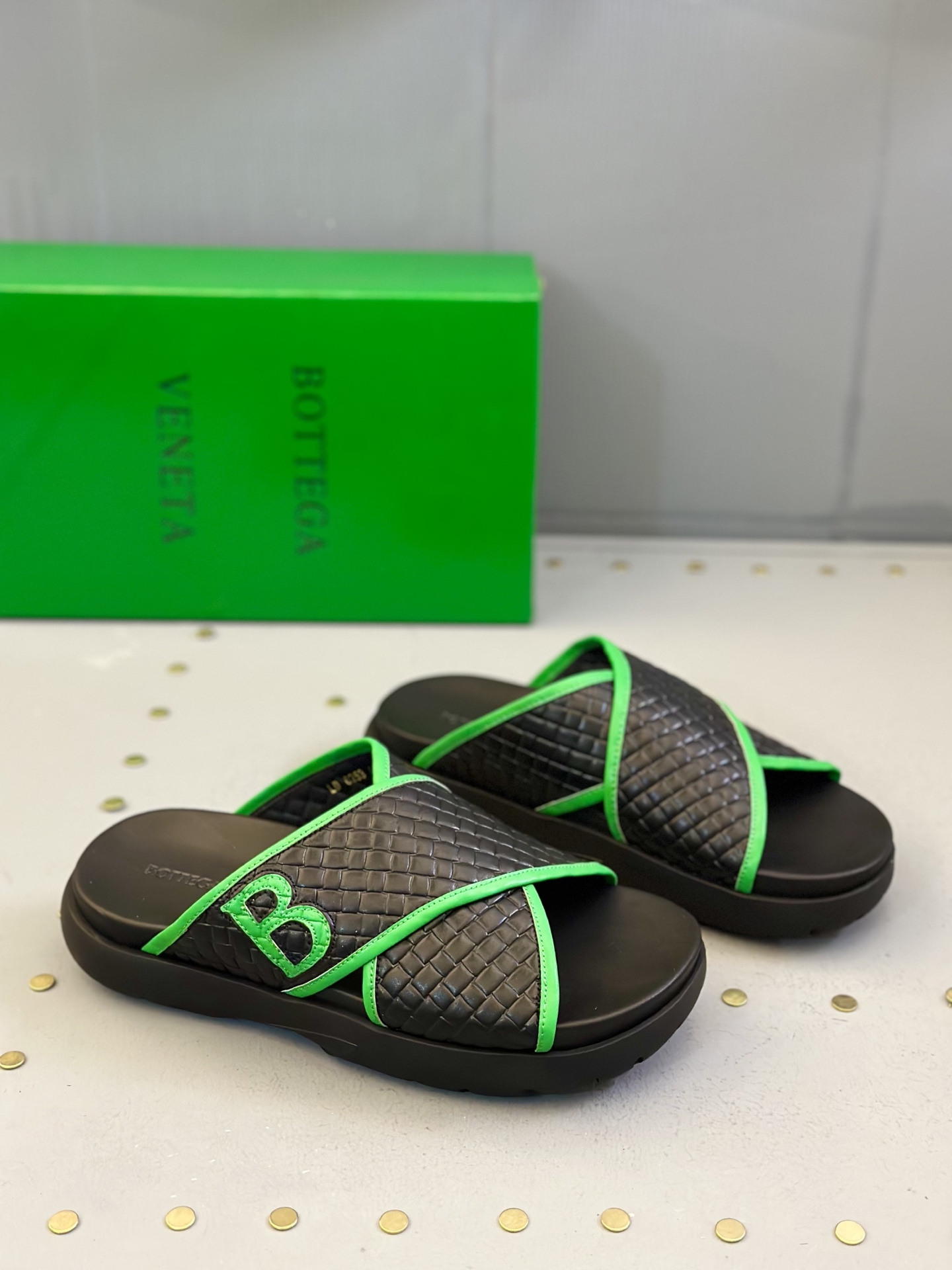 Bottega Veneta Men's Leather Crossover Sandals - Italian Craftsmanship 3 i1742121572310 2561 0 1