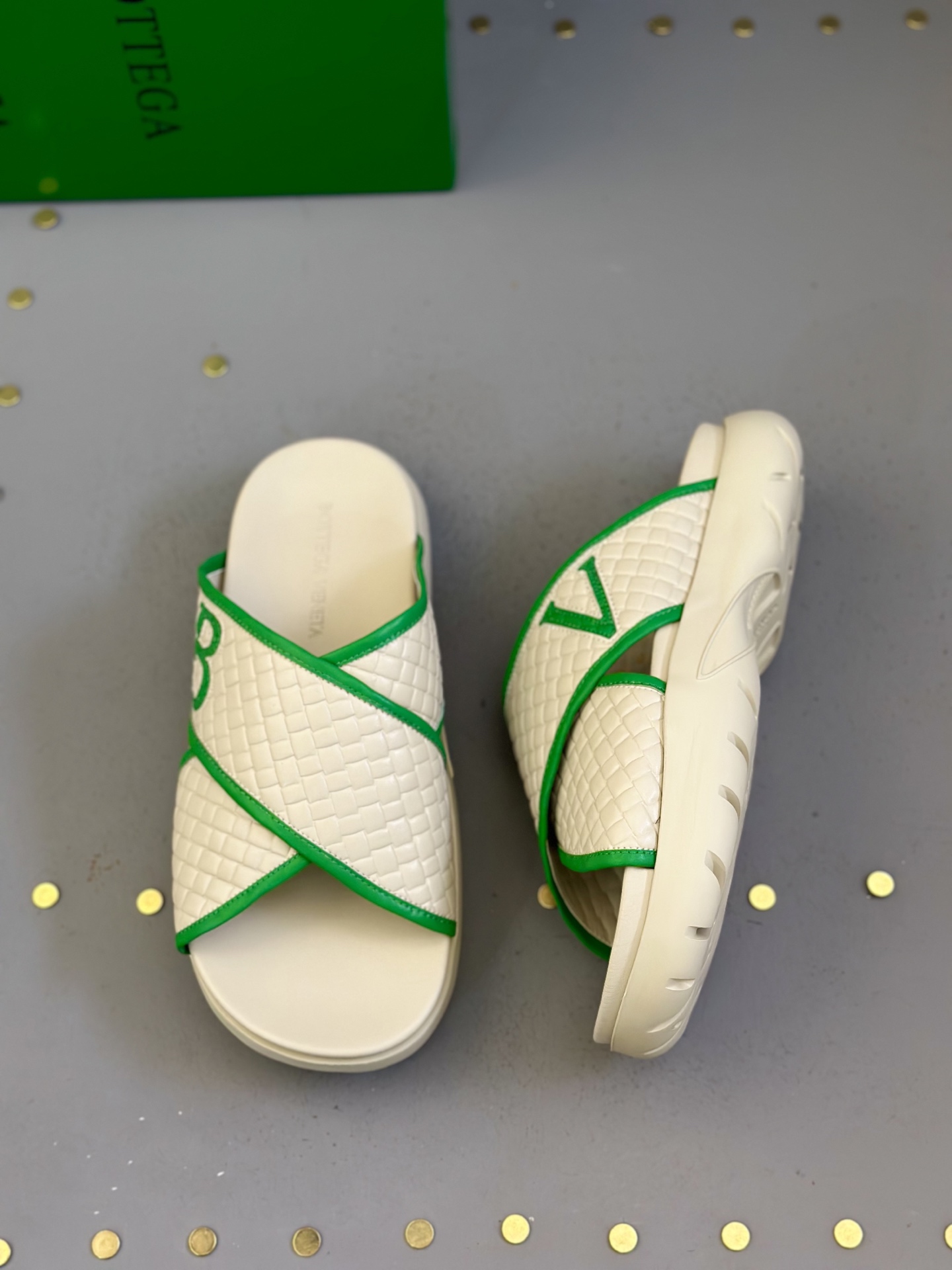 Bottega Veneta Men's Leather Cross Strap Slides Sandals - Spring/Summer 6 i1742121599487 8081 0 4