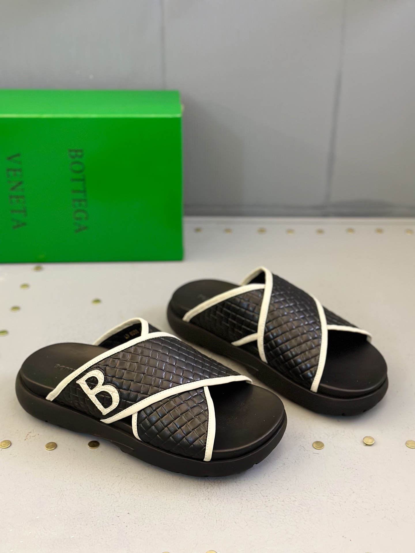 Bottega Veneta Men's Woven Leather Cross Strap Slides Sandals 3 i1742121629528 4354 0 1