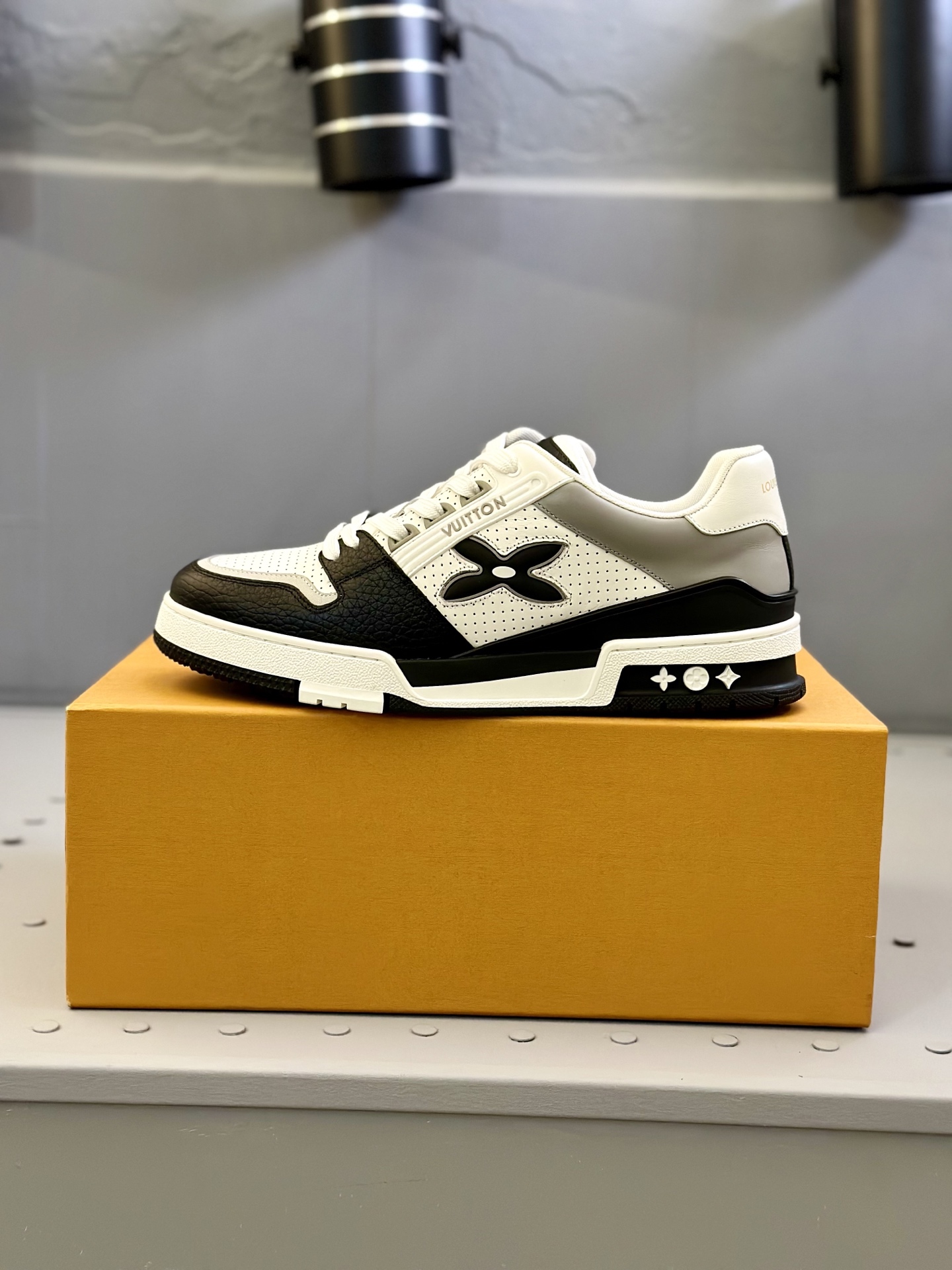 Louis Vuitton Trainer Sneaker: Black & White Leather, Men's Size 39-44 6 i1743507253836 664 0 4