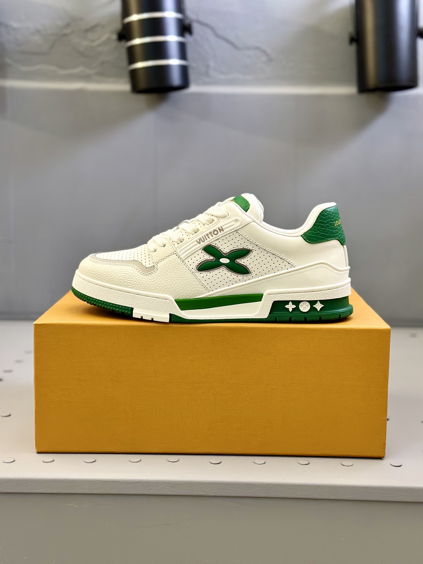 Louis Vuitton Trainer Sneaker: White Leather, Virgil Abloh Design, Size 39-44 7 i1743507279801 6941 0 5