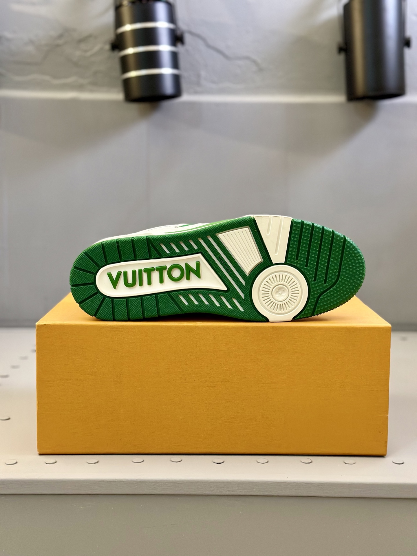 Louis Vuitton Trainer Sneaker: White Leather, Virgil Abloh Design, Size 39-44 9 i1743507279824 7769 0 7