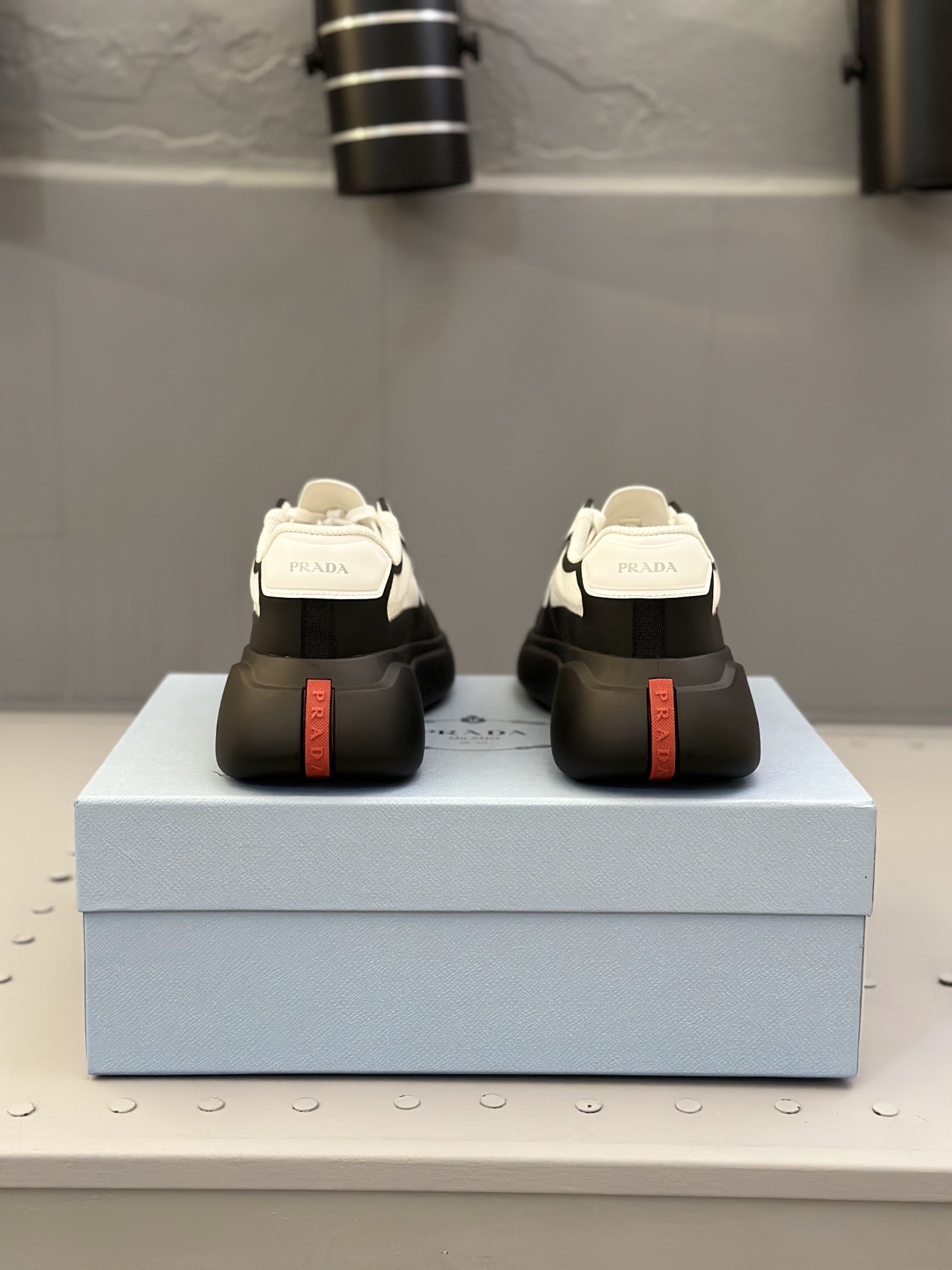 Prada Men's New Casual Sneakers Popular Fashion Sneakers Size 39-44 8 i1744709521126 9783 0 6