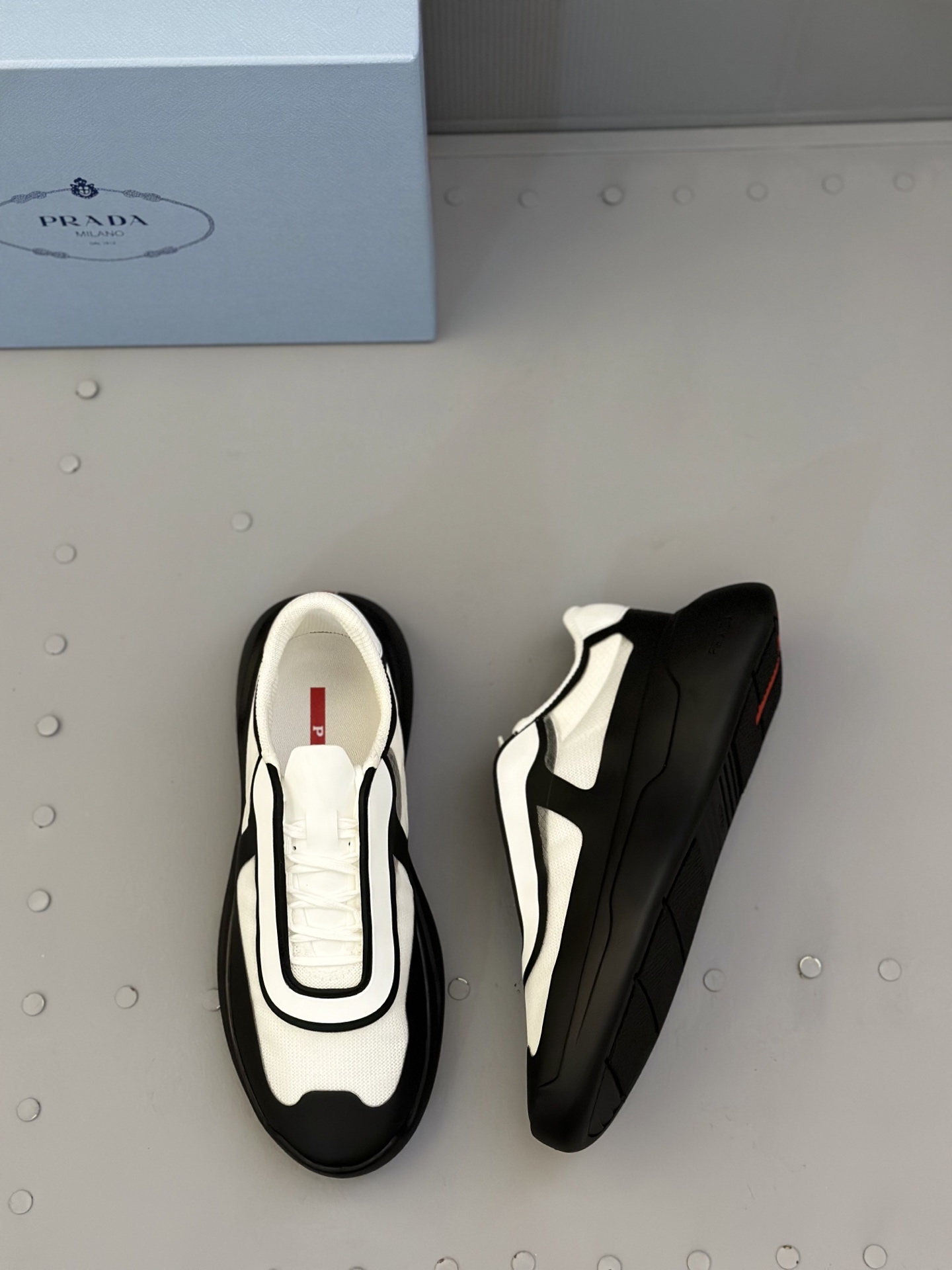 Prada Men's New Casual Sneakers Popular Fashion Sneakers Size 39-44 6 i1744709521238 4217 0 4