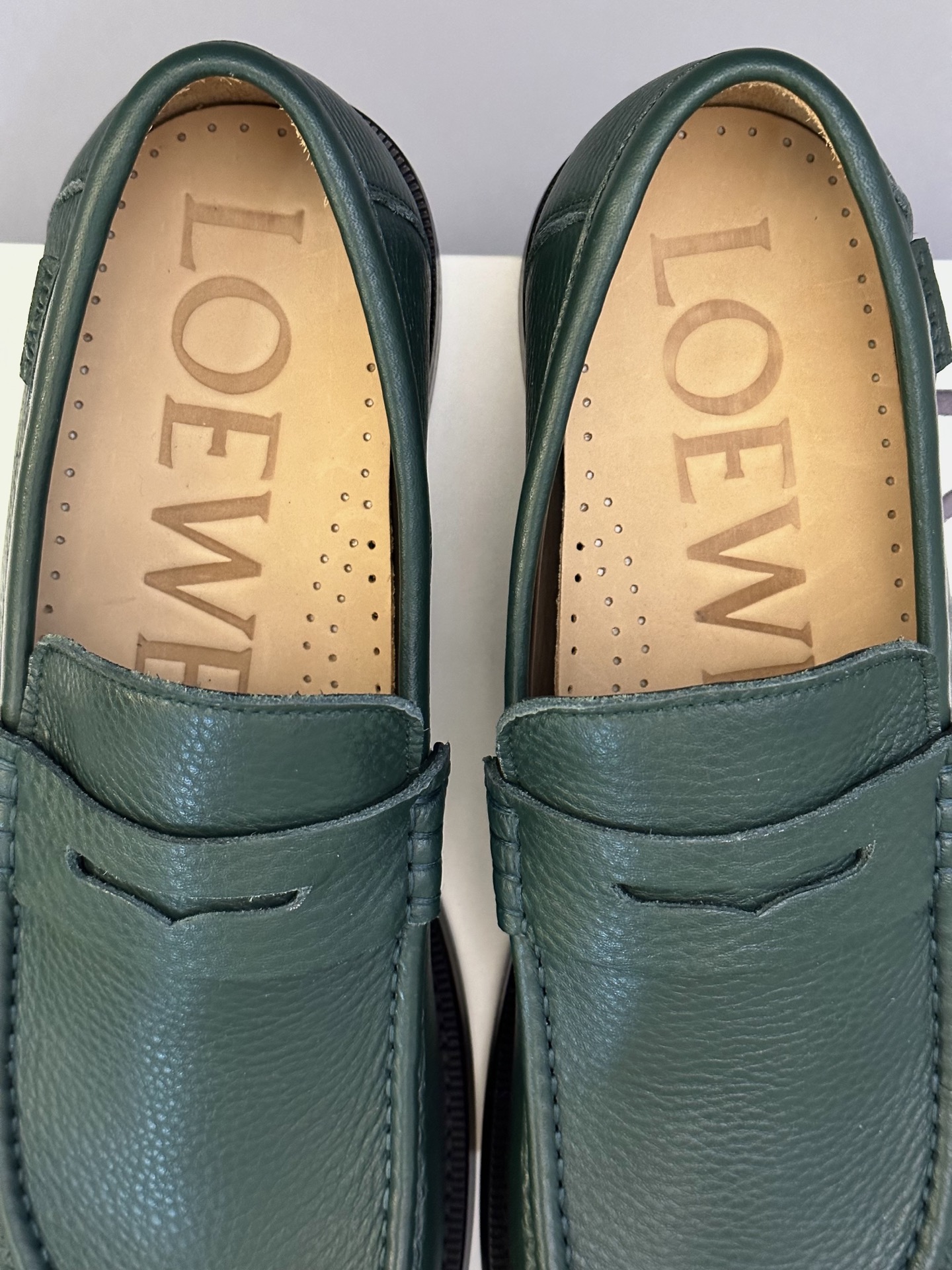 Loewe Ballet Runner Leather Loafers Green, Classic Style, Comfortable Fit 8 i1745664539646 1272 0 6