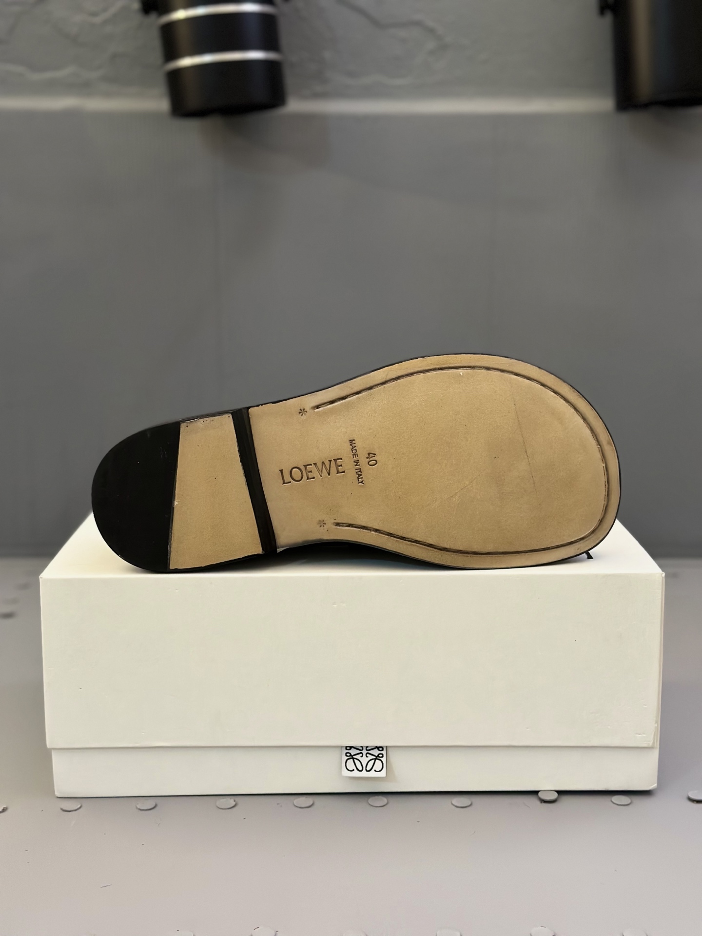 Loewe Ballet Runner Leather Loafers Green, Classic Style, Comfortable Fit 9 i1745664540024 1790 0 7