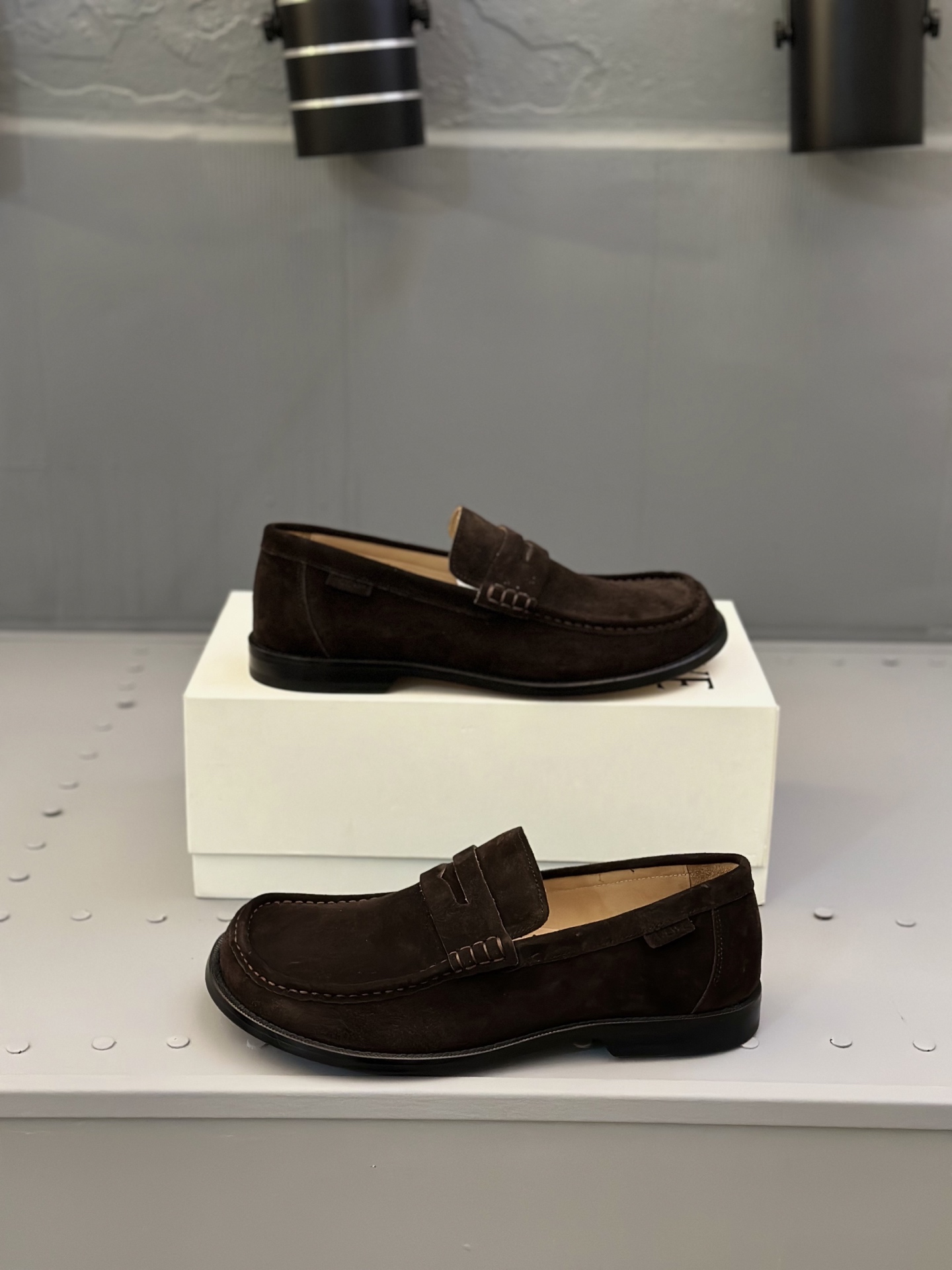 Loewe Ballet Runner Casual Shoes - Simple, Stylish, and Comfortable 5 i1745664812542 6408 0 3
