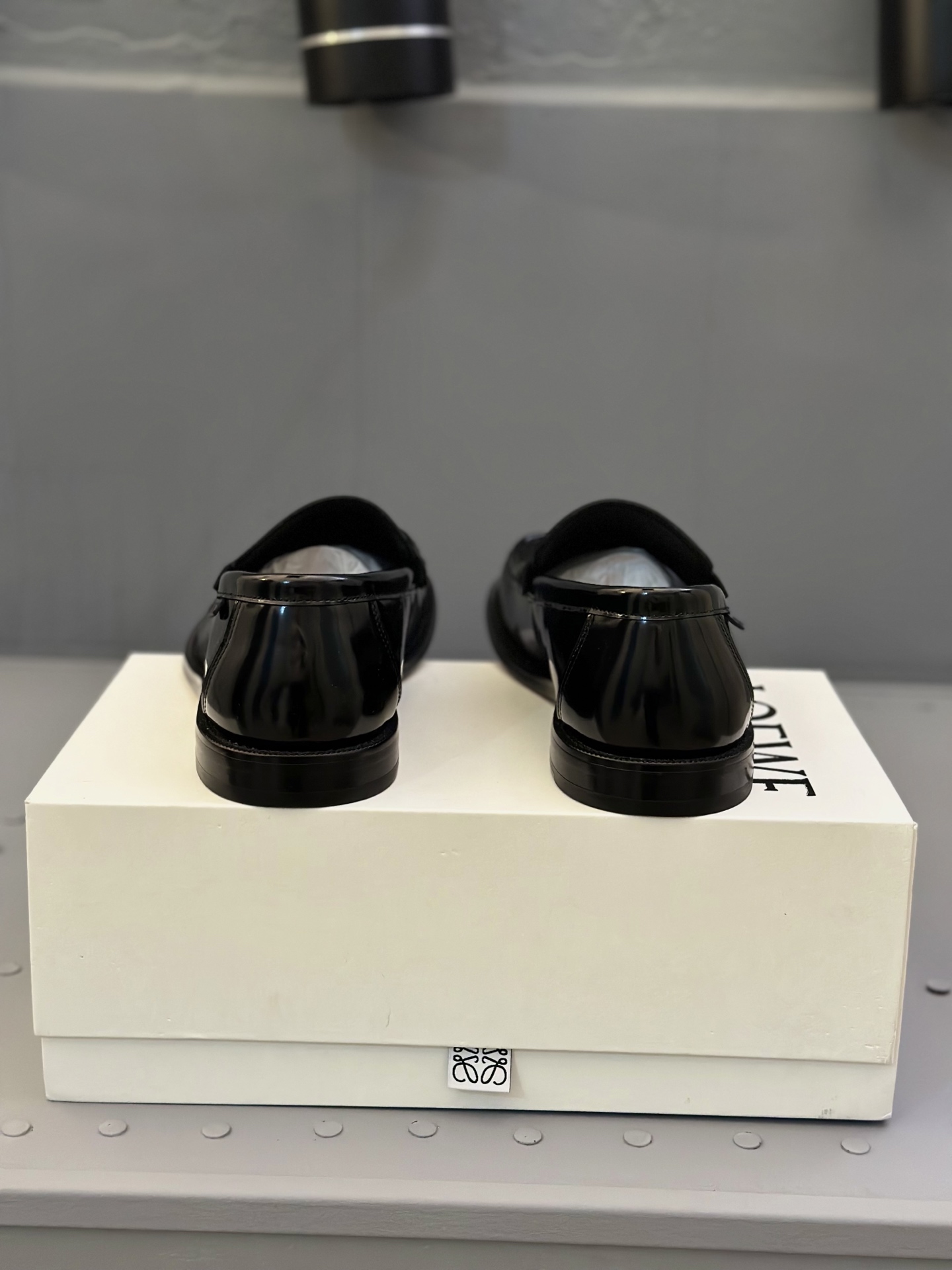 Loewe Ballet Runner Leather Loafers - Classic Style, Comfortable Fit 9 i1745664894455 2354 0 7